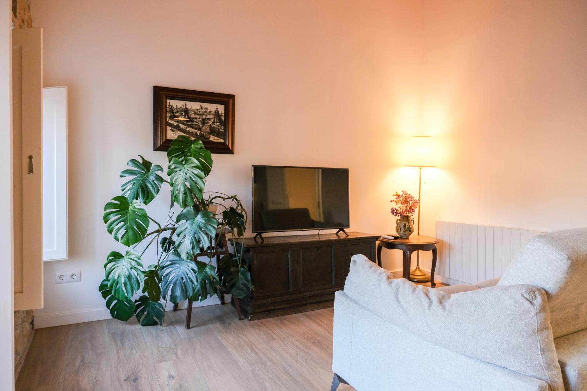 Ganganell Atic Apartamento Con Terraza En Besalú Buitenkant foto