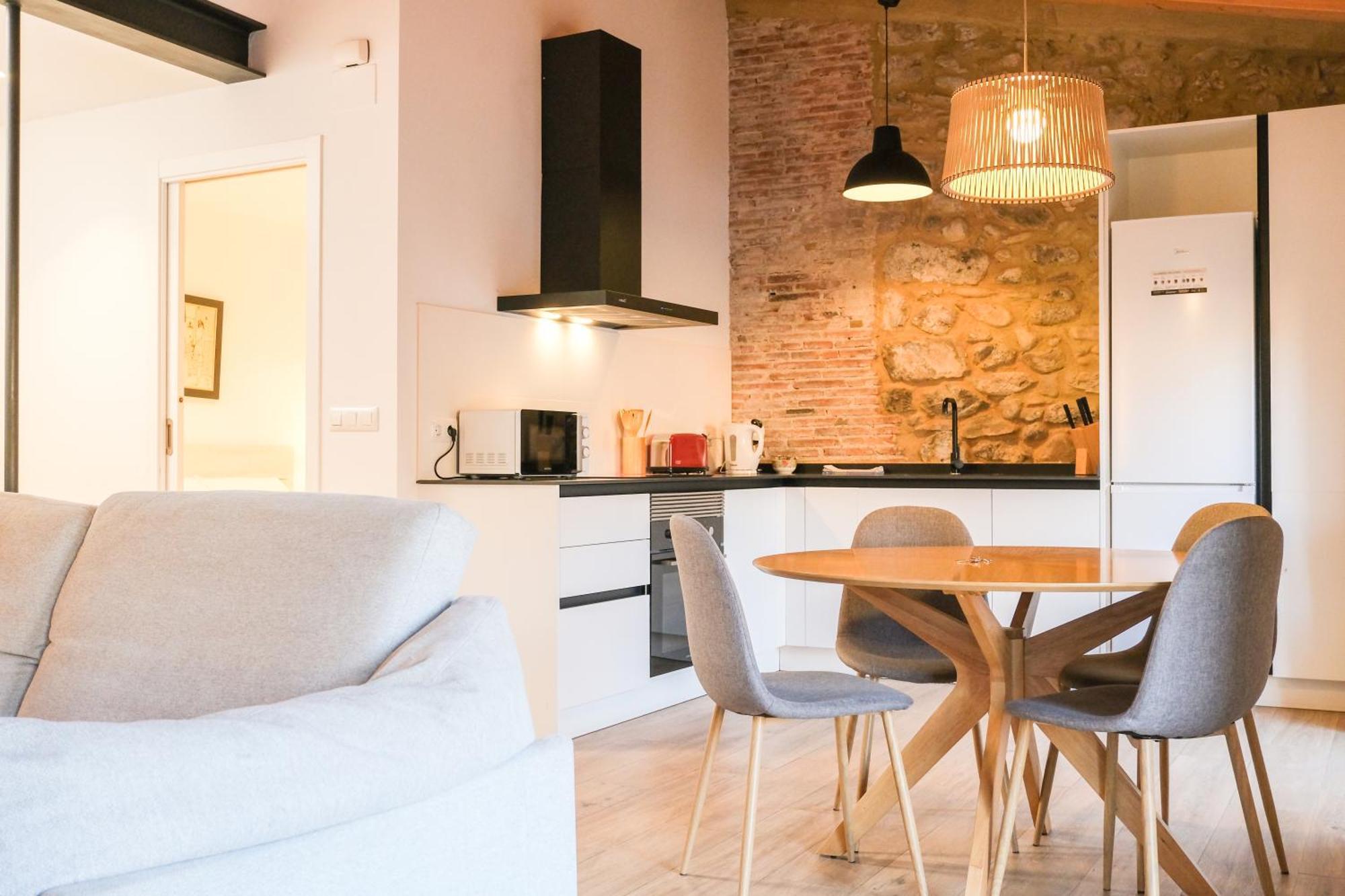 Ganganell Atic Apartamento Con Terraza En Besalú Buitenkant foto