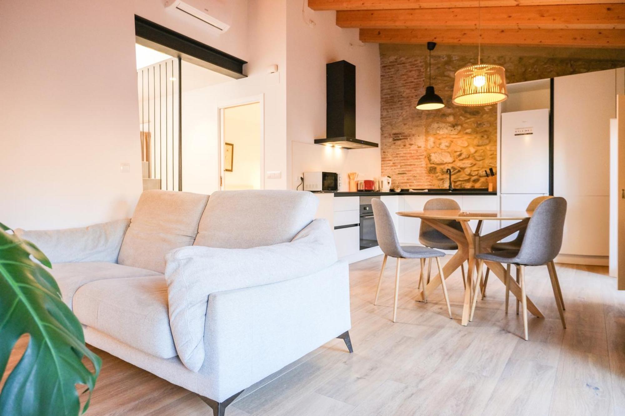 Ganganell Atic Apartamento Con Terraza En Besalú Buitenkant foto