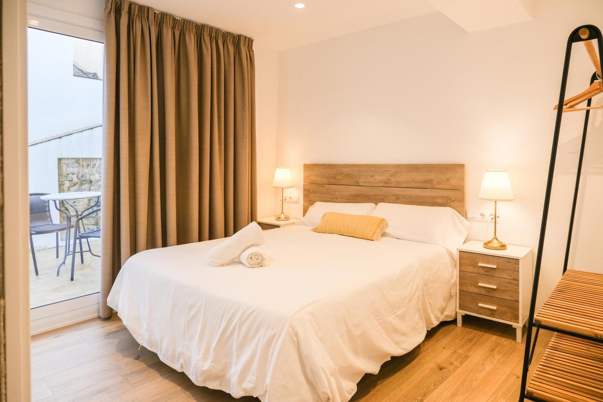 Ganganell Atic Apartamento Con Terraza En Besalú Buitenkant foto