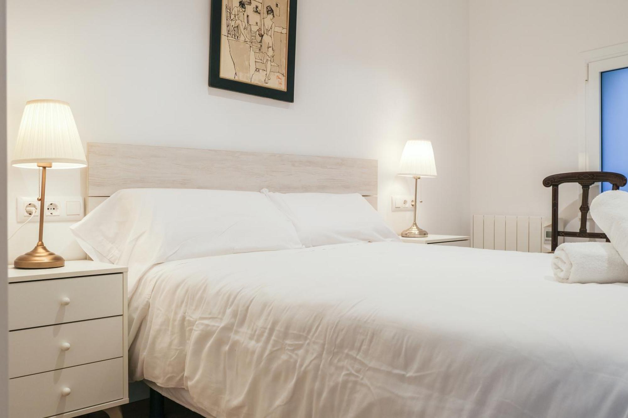 Ganganell Atic Apartamento Con Terraza En Besalú Buitenkant foto