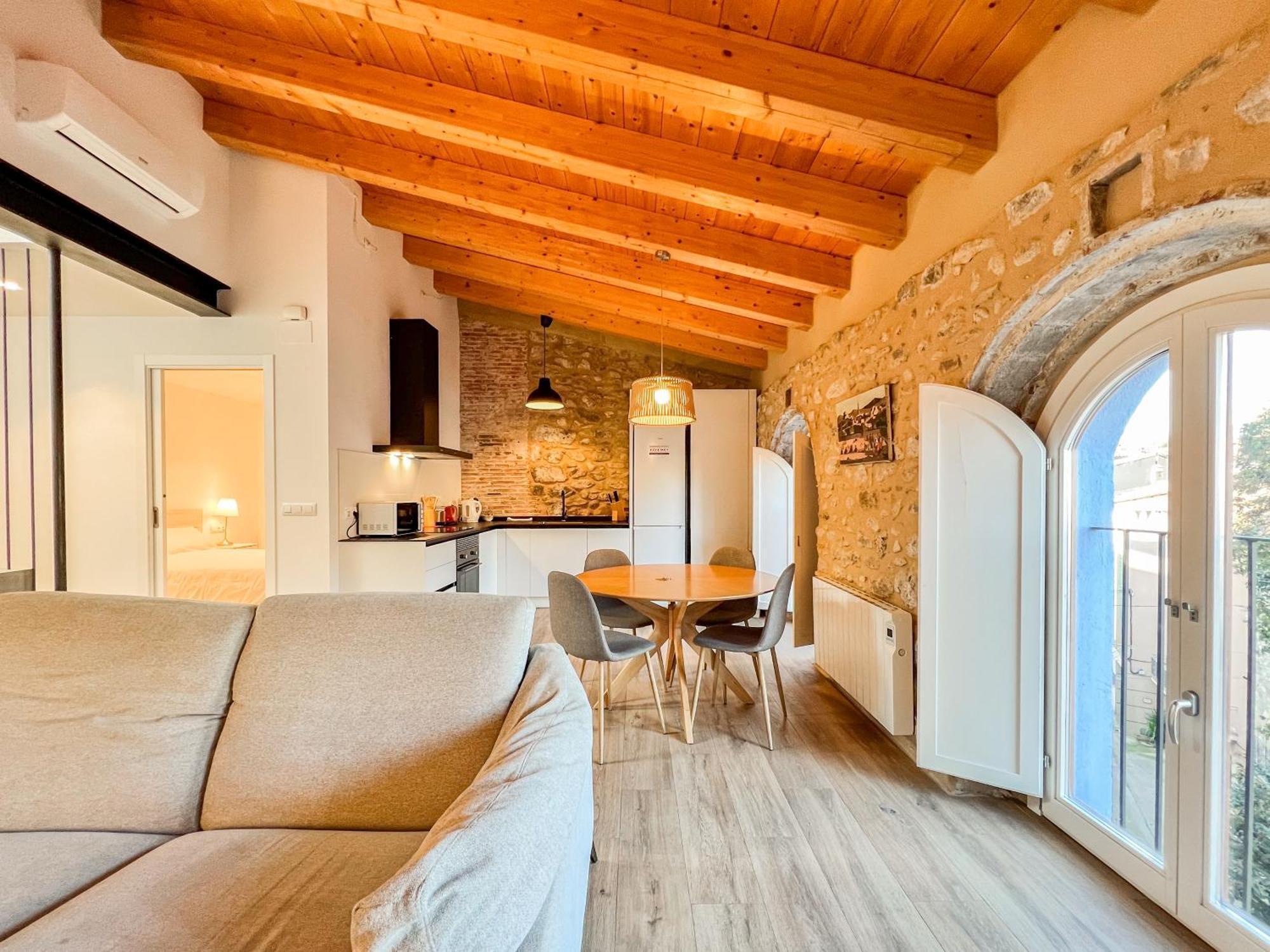 Ganganell Atic Apartamento Con Terraza En Besalú Buitenkant foto