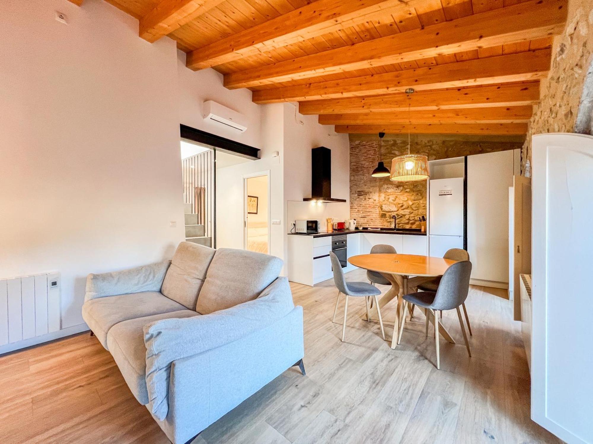 Ganganell Atic Apartamento Con Terraza En Besalú Buitenkant foto